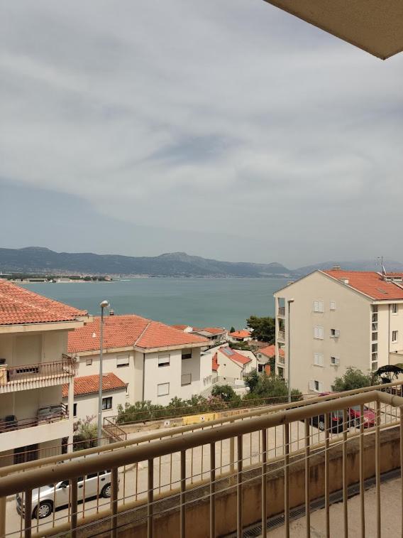 Deep Blue Apartment تروغير المظهر الخارجي الصورة